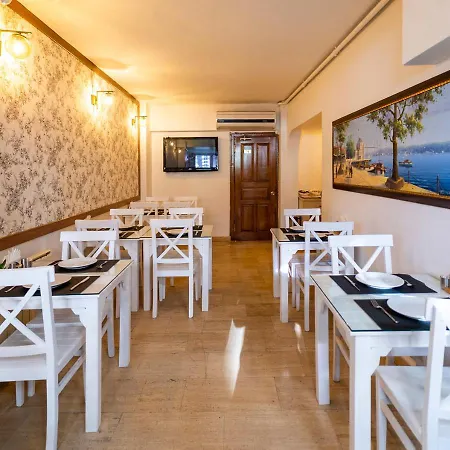Vera Bed and Breakfast 3*