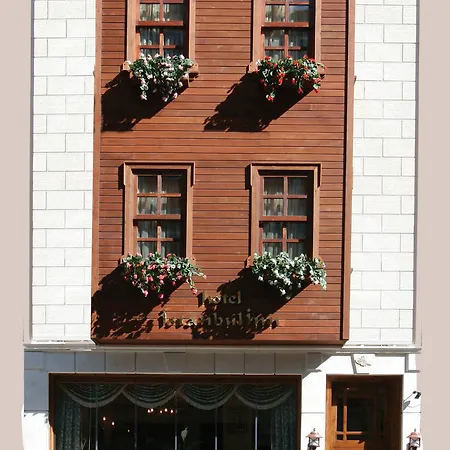 Ξενοδοχείο Vera 3*